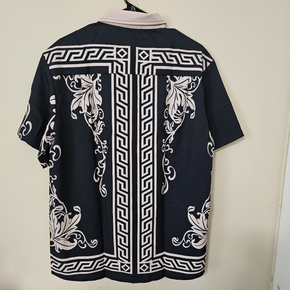 Royaura hawiian shirt - Picture 2 of 3